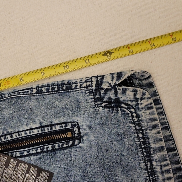 NWT Forever 21 women's shorts size L - Picture 4 of 6